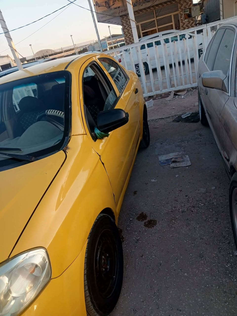 من رخصت الاائدمن المحترم
السلام عليكم سياره افيو موديل 2010 خليجي
رقم نجف كير ومحرك وحداديه وتخم تاير كلهن بجيس 
سياره بااسمي. وسنويه صاغطه ولهيئه مصفره 
سياره مصبوغه عام جماليه.
السعر 37 وبيه مجال قليل
رقم صاحب السياره 
***********
 اخوان مكلف بل نشر
