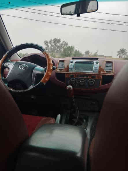 سلام عليكم فلاوزنه جديده كلش مديل 2014 كويتي أصل شاصي 19كير عادي رقم واسط بسمي مكفوله كفاله عامه من الفتح وتبديل مكينه ما مفتوحه لا تنقيص ولا تبخير تبريد ثلج تخم تاير جديد حداديه ميه بل ميه ما ناقصه برغي السعر 192 وبيه مجال المكان ديوانيه ***********.@ ***********
