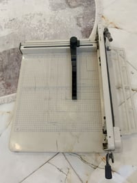 مگص A3 شغال بس يحتاج ضغط إلا ينزل والشفرة نظيفة ابيعه على حاله ب50  وي...