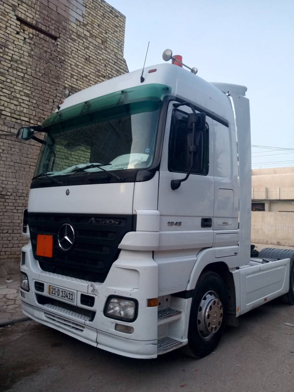 كتروز تك موديل 2006 ادبلو حجم 1946
سيارة مكفولة قمارة وشاصي
رقم سليمانية مربوطة جوانب متحركة 
بس راس 
مكان العمارة 
***********
