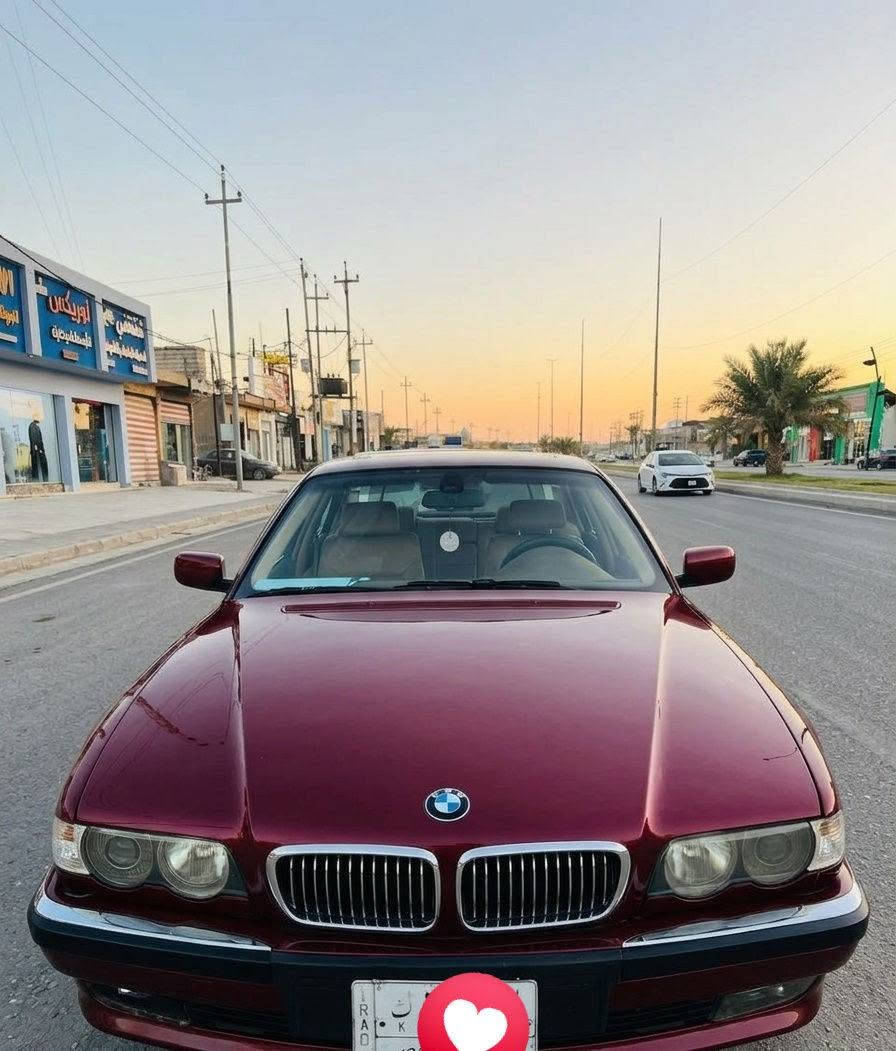 السلام عليكم
​🚗 للبيع: BMW 740i - نظافة وهيبة 🚗
​ معروضة للبيع  BMW 740i
بحالة ممتازة وجاهزة من كل شيء.
​📌 تفاصيل السيارة:
​الموديل / الفئة: 740i (الهيبة والأناقة).
​الصبغ: مصبوغة عام للجمالية فقط (بدون حوادث قوية، صبغ درجة أولى لمظهر متناسق ويلوق بالسيارة).
​التبريد: شغال ثلج ❄️ وجاهز للصيف.
​الوضع الميكانيكي: السيارة مسواية وجاهزة، محرك وسيرفس كامل وما تحتاج أي مصروف.
​📍 مكان التواجد:
​النجف الأشرف - شارع المطار
​📞 للمعلومات والسعر:
​السيارة باسمي بغداد والتحويل مباشر. للشراي الجاد، يرجى التواصل عبر الهاتف أو الواتساب:
***********
​ملاحظة: يرجى الاتصال المباشر لقلة التواجد على التعليقات.
السعر $95
