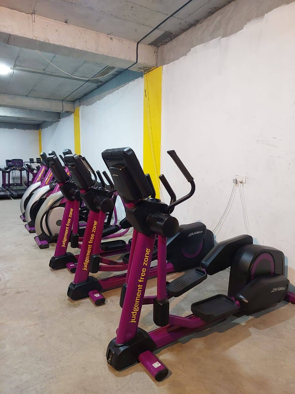 يتوفر مجموعه اوبتكال لايف فتنس امريكي مكان سليمانية 
سعر قطعه 750 دولار 
*********** واتساب 
***********واتساب
