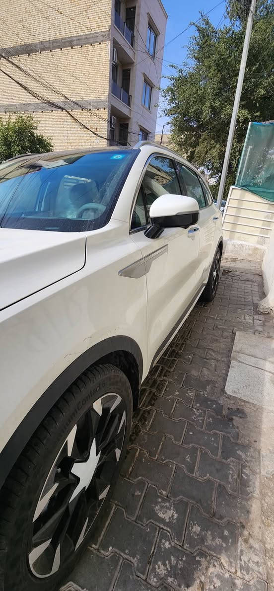 سورنتو ٢٠٢٥ 4X زيرو
اعلى فئة ضمان الدولية
.

السيارة اخذناها زيرو بس انطخت بالباب الي خلف السايق وبعدها على حطتها مدكيناها بارد
.
ماشيه 1400
.
مكانها الاعظمية
.
السعر 395 ورقه 
.
***********
