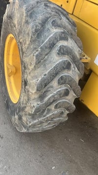تايرات حجم 24   6.   19 مكاني بغداد  07733335615