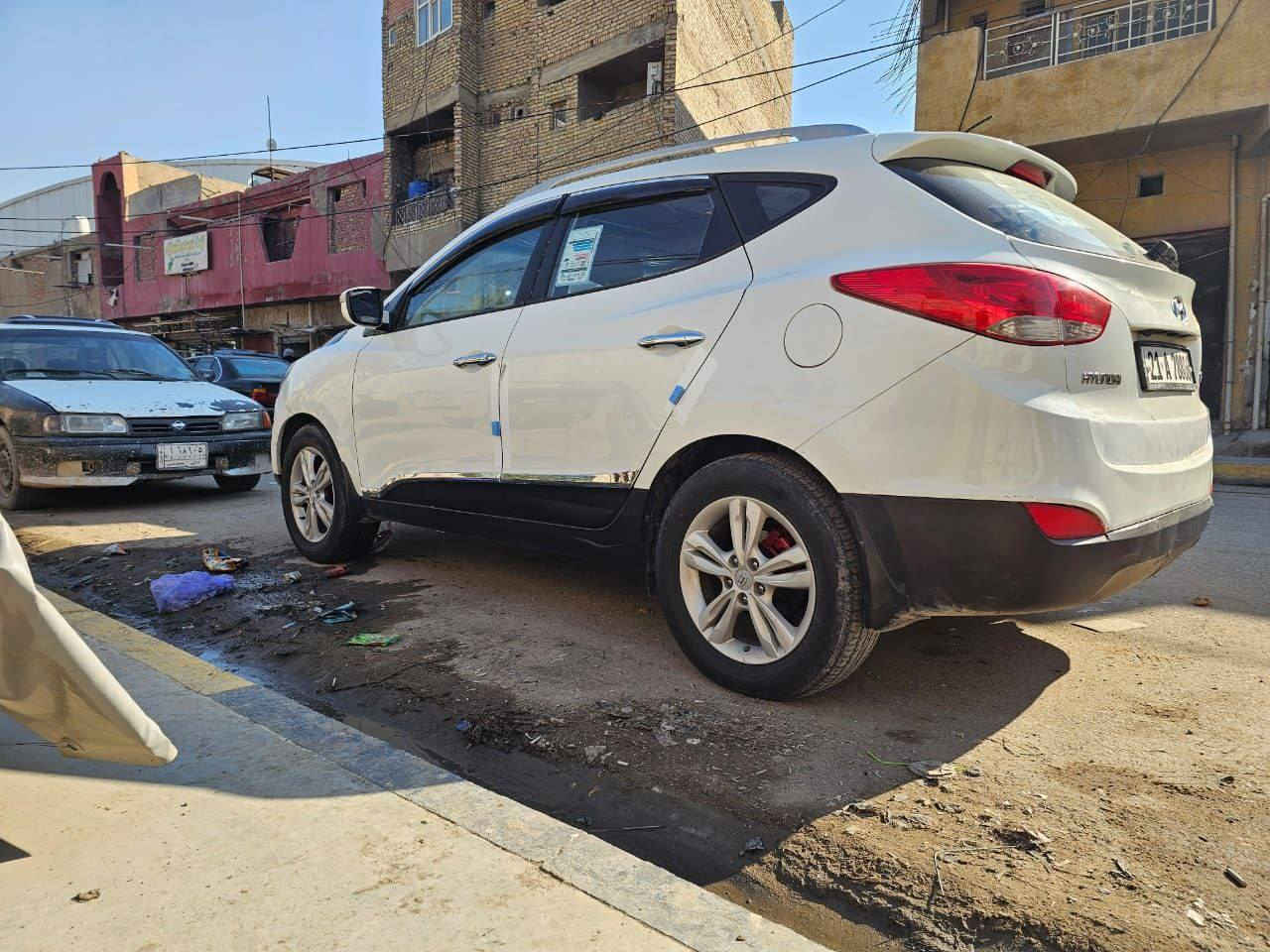 وينه الي يدور المكفول المقدس 

هونداي توسان 2011 وارد خليجي  كفاله عامة من الصبغ والضربه بيها بارد موضح بالسونار

رقم سليمانيه بسمي سنويه لل٣٠ بسمي وهزة جديدة
مكينه ٢٠٠٠ و كير و صدر وتبريد كفاله 
مواصفات فول بانوراما

السعر:-130ورقة وبيها مجال للطيبين
للاتصال :- ***********

ملاحظه :- مكلف بالنشر اي استفسار الاتصال على صاحب السياره مباشر وبالعافيه على صاحب النصيب مقدما ❤
