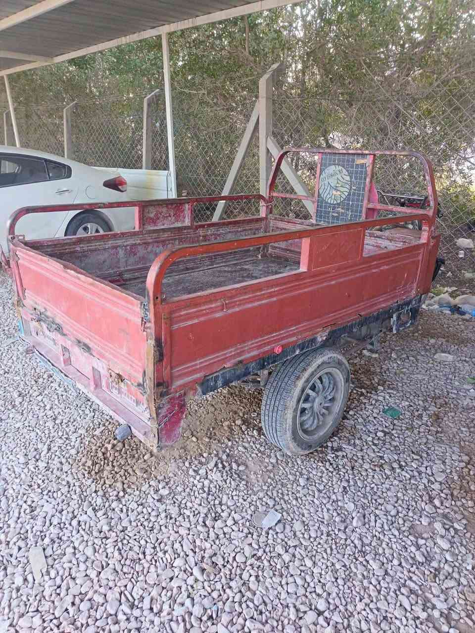 السلام عليكم ستوته للبيع سعر 500 كلك مكان نجف بيها لحيم ***********
