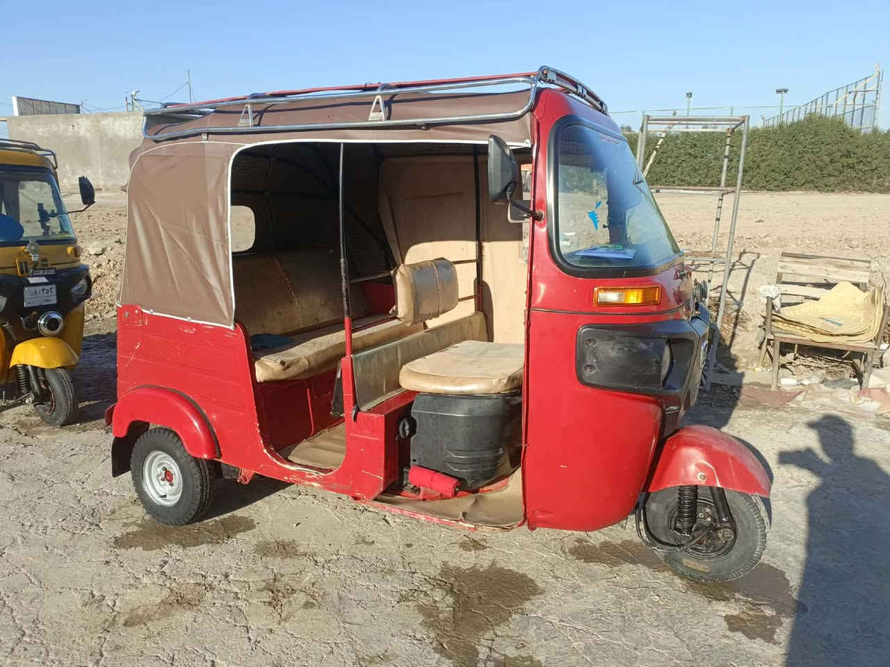 سلام وعليكم تكتك 17اوراق المصطفى تكتك نضيفه وحلوه تكتك مال شغل مكينه 20نضيفه لا نضوح لا خياسات تخم تاير جديد سوبايه وياها سعر 3وربع قفل الميشتري لا تعبنه
***********
