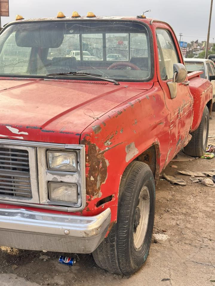 جمسي للبيع مديل 1986 اصل رقم بصره تحويل شاصي مكفول مكاني بصره خور الزبير السعر 35 رقمي ***********
