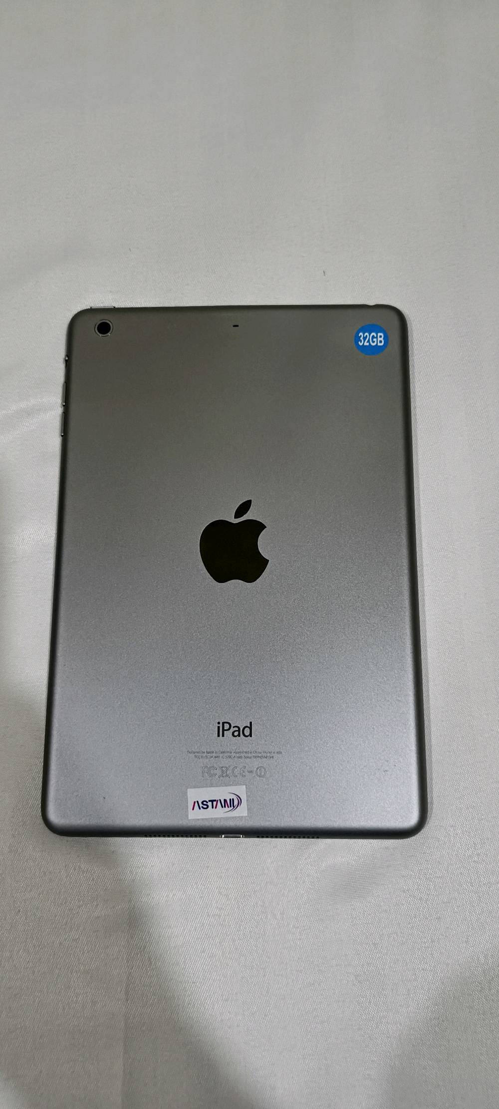 iPad mini 2 للبيع شبه جديد
