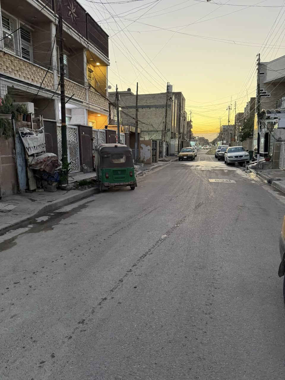 ء
بيت للبيع الشعب العقاري الثانية 
المساحة 80 م
الواجهة.  4.25
النزال.        19
بناء وسط
لاستفسار
مكتب بغداد لوساطة العقارية
***********
***********0
