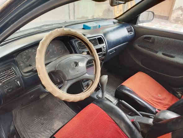 السلام عليكم كورلا موديل 93  للبيع  رقم بغداد بسمي  تخم تاير جديد كهربائيات شغال مع تبريد سياره جاهزه  الاستفسار اكثر اتصل ***********
