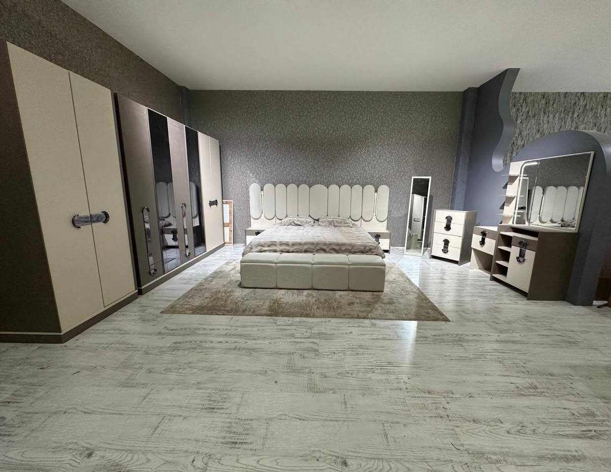 #بشرى.#ساره..#الى .#زبائننا.#الكرام.
 #تخفيضات. 🌹 تخفيضات🌹تخفيضات 

 بمناسبه #عيد #الفطر مبارك🌹

هائله.تحطيم .الاسعار
بااسعار مناسبه جدا 
,🚛🔨🧑‍✈️
#النقل #والتركيب.#مجانأ #داخل #كركوك
غرف نوم تركي🇹🇷🇹🇷

💯ليس ..#لدينا..فرع ...آخر❤️

🏠العنوان .كركوك.قبل راس دوميز مقابيل محلج القطن.#مجاور #المرجان #للاثاث

#معرضنا ....#ديڤان.....وليس...#ديفاند

📞للحجز 

***********
***********
