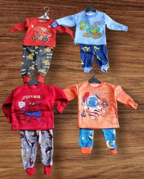 #تراك_اطفال
#من أشهر للسنه ونص يلبس
#قطعتين ب ٥الاف
#يوجد_توصيل مجاني داخل الفلوجة في استلام الطلب فقط فقط
#العنوان_فلوجة_حي الشهداء شارع مرطبات مشمشه قرب متوسطة المفاخر مقابل نقطة الشرطه سابقا
#للحجزخاص او واتساب ***********
