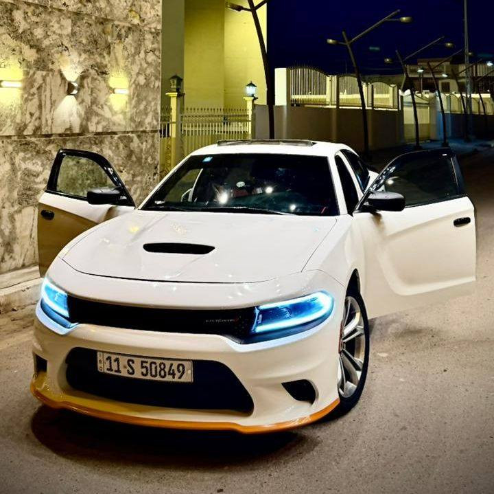 جارجر  GT PIUS. 2022.  ( خـليـجـي )

اللون: ابيض خليجية وكالة هارلم 
 رقم بغداد  تحويل. 
٦سلندر محرك(٣٦٠٠)
سلايد(فتحة قمارة)
كراسي جلد لونين
كرسي كهرباءتدفئه  تبريد 
خزن ميموري 
كراسي سپورت(حضن)
شاشة كبيرة
رادار امامي + رادار جانبي
نظام_مساعدة_بدء_التشغيل_على_المرتفعات
نظام_التحكم_بالاداء
نظام_قياس_قوة_المحرك
نظام_التحكم_بالانطلاق
نظام_اعداد_نمط_القيادة
شاشة عرض الاعطال
تشغيل عن بعد
كروس سرعة
فول تحكم استيرن(جهتين امامي+جهتين خلفي)
شفتات كير بالاستيرن
دبل كير(عادي+أوتوماتيك)
ناقل حركة ٨ نمر
نظام_SUPER_TRACK_PAK
نظام_سپورت_SPORT
نظام مانع انزلاق ABS
حساس خلفي
مرأة الجانبية هيتر
لد نهاري
ملاحظه : بيها بارد صغير
للاتصال على الأرقام التالية/‭٠٧٥١ ٥٧٥ ٥٦٢٢‬
‭٠٧٨٦ ٤١٢ ٣٣٢١‬/ ‭2
