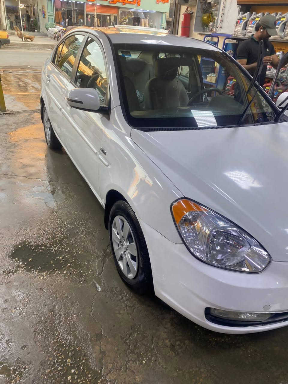 هونداي اكسنت ٢٠١١ 
محرك ١٦٠٠ كير صدر تبريد تخم تاير جاهزة رقم بغداد تحويل مباشر السونار بالمنشور السعر ٩٠ بيها مجال بسيط مكان السيارة بغداد المشتل 
(رجاء اقرأ السونار والمنشور زين وخابر ع الرقم مكلف بالنشر )
***********
