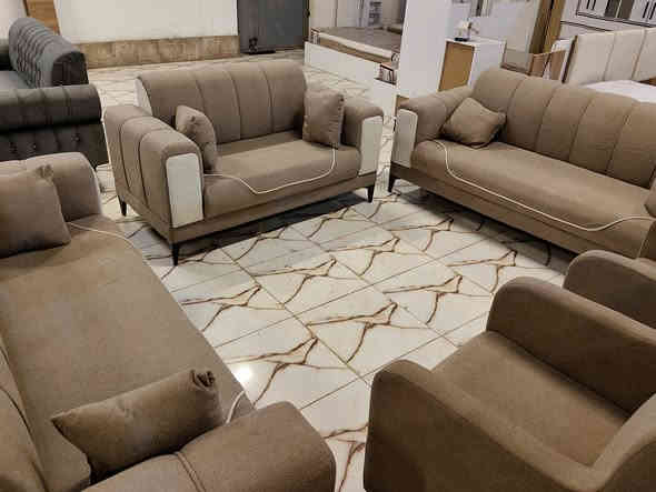 تخم مودرن عراقي شغل ممتاز جميع اجزاء هيكل التخم بلوك قماش تركي اسفنج اكسترا مع طبقه طبيه بولستر متوفر الآن في معرض الشركه الكائن طريق رفاعي نصر مجاور جامعة اوما الاهليه للاستفسار اكثر يرجى الاتصال على الارقام التاليه
***********
***********
*********** واتس فايبر تلگرام 
البيع بطريقة النقد والاقساط 
الشد والنقل داخل محافظة ذي قار مجانا
