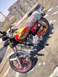 ٢٠٢٤ • ٢٠٠ • ورقه وحده