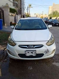 للبيع اكسنت خليجي ابيض ٢٠١١ بغداد محرك ١٦٠٠ دوش مواصفات بلو شاشه تحكم ...