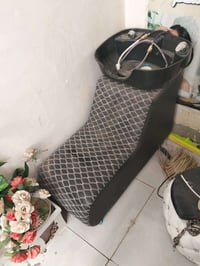 07700376689  . . . . . . .  100