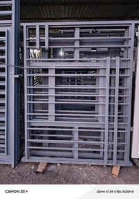 يوجد لدينا بوب و شبابيك حديد يطار جنل وداخل مليم ربع شباك 2 *2سعر 125 ...