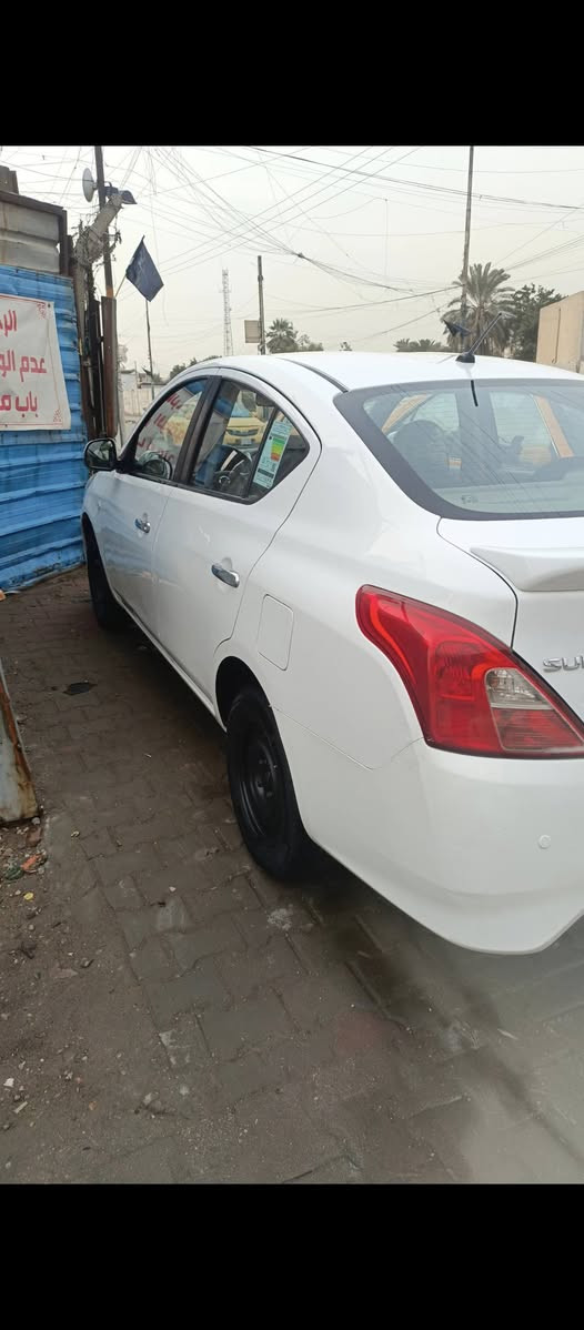 السلام عليكم سني هندي بليته زركه موديل 2020 سياره جديده بمعنى الكلمه ماشيه 170 سياره حلوه لا ضربه ولا تبديل ولا قطره صبغ بيهه بارد قليل باب السايق وبيهه طختين صغار سونارات ثنين بيهه مكينه كير برغي ممفتوح بيهه تخم تاير جديد سنويه وهزه وارقام جدد بسمي السياره ماعليها ربع تحويل ثاني يوم بلكات نوزلات مجاول قاعده وفيت بم كوله جديد تحكم ستيرن حساسات خلفيه كهربائياتها مابيهه كلوب طافي سياره معروضه ب105 بيهه مجال للشراي
*********** مكاني بغداد الجديده
