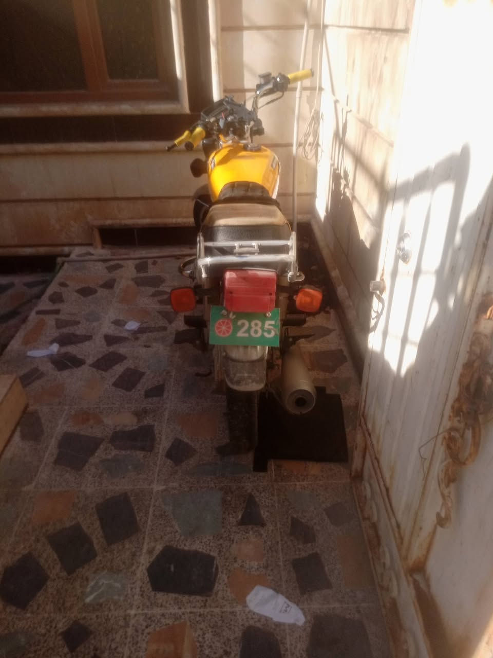 ماطور بيع 500بلادي وراق كامل 8وراق يعني تروح ترقم سلمنيا رقم***********
