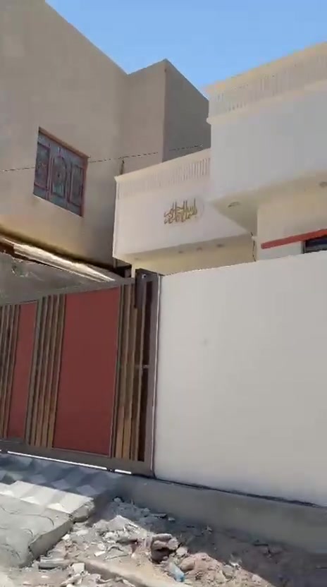 السلام عليكم متابعينه الكرام 
يوجد بيت لبيع 
المساحه ١٥٠ م
الجنس العقاري طابو صرف 
يتكون البيت من 
غرفتين 
دوانيه 
مطبخ /صاله /صحيات /طارمه 
السعر ١٢٠ مليون وقابل للتفاوض 
الموقع البصره ابو الخصيب السبيليات الغربيه
لتواصل والاستفسار الاتصال 
***********
مكتب عقارات 
سيد رضا المكصوصي
