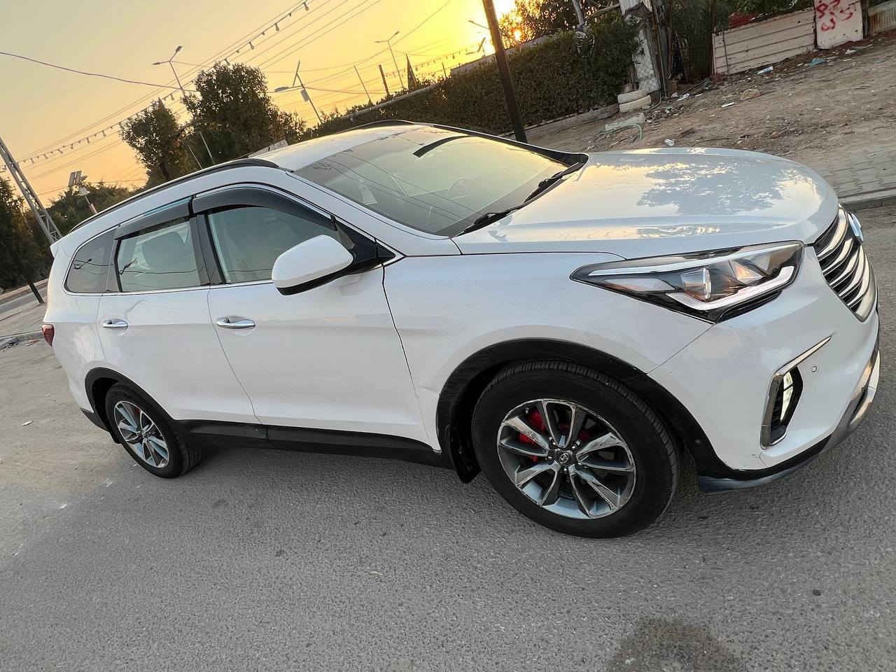 السلام عليكم
سنتافي كراند موديل 2017
رقم بغداد باسمي سنويه 2029
6سلندر حجم 3600
السيارة 7 راكب 
لد نهاري وكشافات Led 
❄️تبريد ثلاث قطع
كشن السايق كهرباء
شاشة تدعم apple car play & android auto 📱📲
كامرة خلفية دوارة 🎥
تخم تاير جديد
باتري جديد
سيارة جاهزة وكاملة 
السيارة وارد امريكي صور حادث موجوده ب منشور بدون ضرر داخلي 
سعرها جدأ مناسب 128 بيه مجال 
📞رقم الهاتف ***********
📍مكان السيارة نجف
