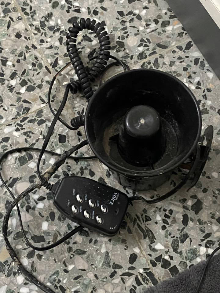 السلام عليكم غراض مال درجه لاياتت كلها شغاله جهازه بيه عشر أصوات كلهن قفل ٢٥الف مكاني مجمع الدور ***********
