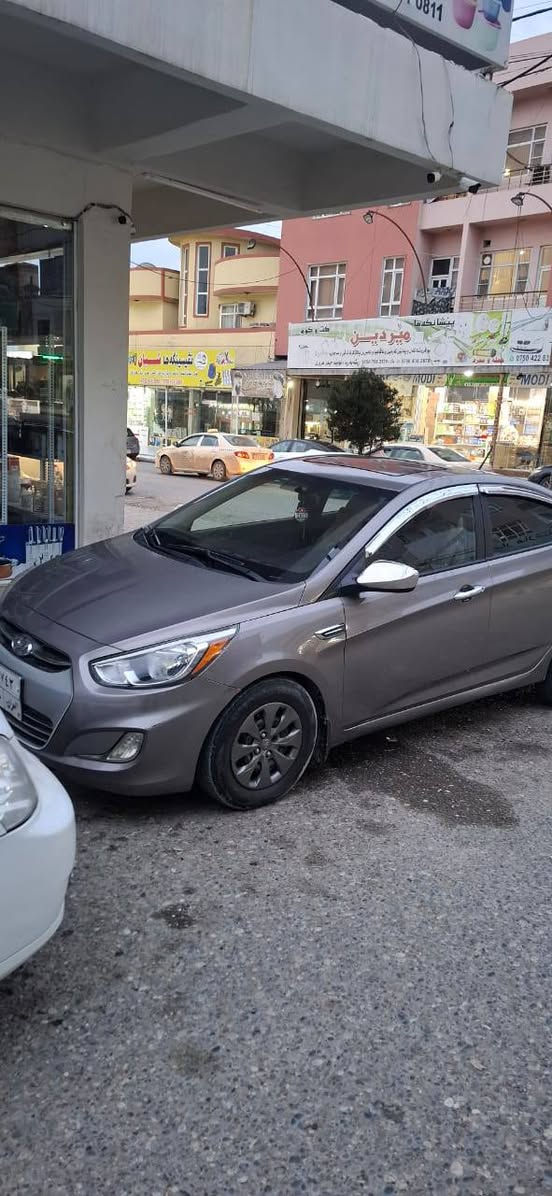 اكسنت موديل 2017 مضلع وارد امريكي السعر 97 ومجال الضرر باب الخلفي واحد متضرر وجاملوغ الخلفي ثنينهم متضرر أإأذأإأ مو شراي لٱ تخابر غرامات عليها 210 الف. كير ومكينه بشرط تبريد وتدفئه فول وهذا الرقم للشراي ***********
