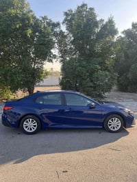 كامري 2025 EL هايبرد   اخوان السيارة سعرها 189 مجال شي بسيط وماكو 2025...