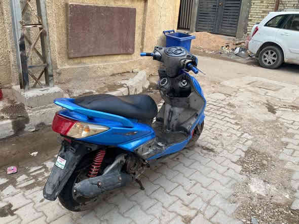 سلام عليكم
سكنس فحل كابريتر 140
الدراجه كفاله عامه من كهربائيات كفرات بلادي دشبول شغال رون وكيلو متر مابيها نقص 
الدراجه بيها تبخير ومستحقه تجفيت بس شغاله وتمشي طبيعي وين متريد توصلك 
***********
السعر ٦٠٠ وبيها مجال 
الدوره حي اسيا
