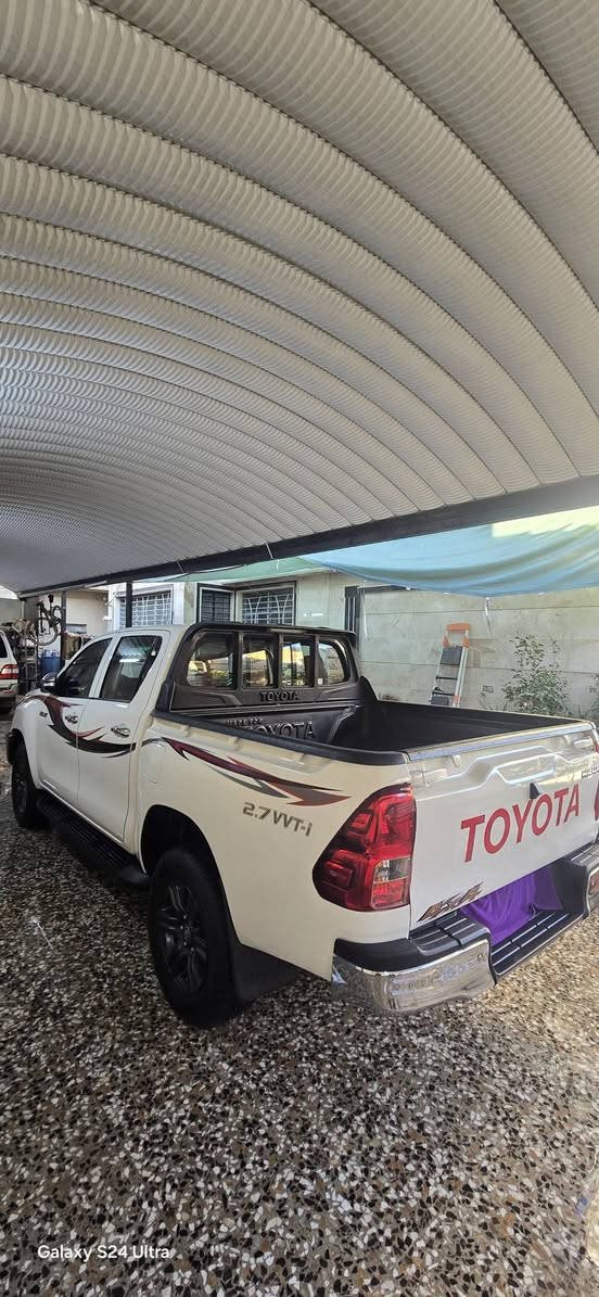 هايلوكس 23 مكينة 4 سلندر 2700 ماشية 38 رقم اربيل بإسم شركة تحويل او وكالة بيها بارد بسيط بالجاملغ الخلفي وتكحيل كارت السعر 300 للاستفسار 
***********
