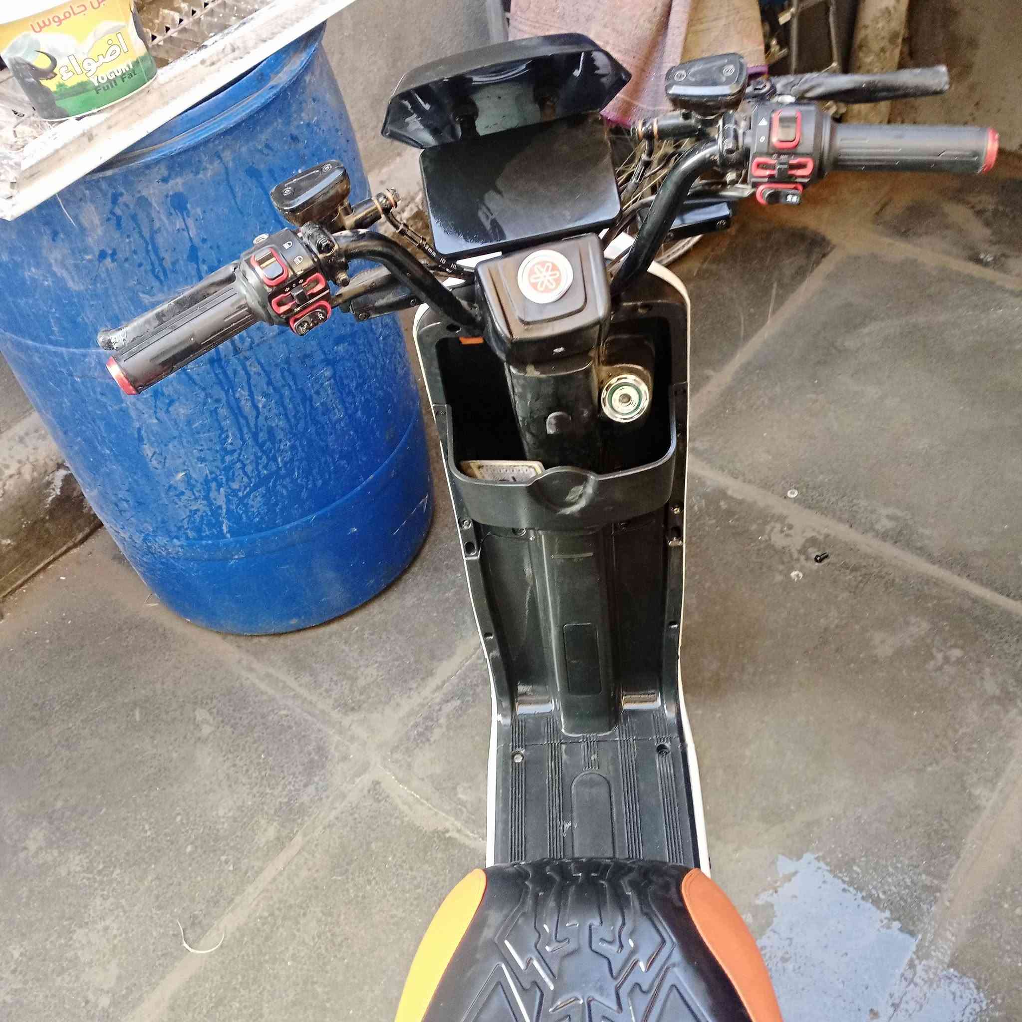 دراجه شحن X900 بس بطاريات مابيهه سعر 250 الشراي خاص او واتساب فقط على رقم ***********
عنوان بغداد المعامل السعادة
