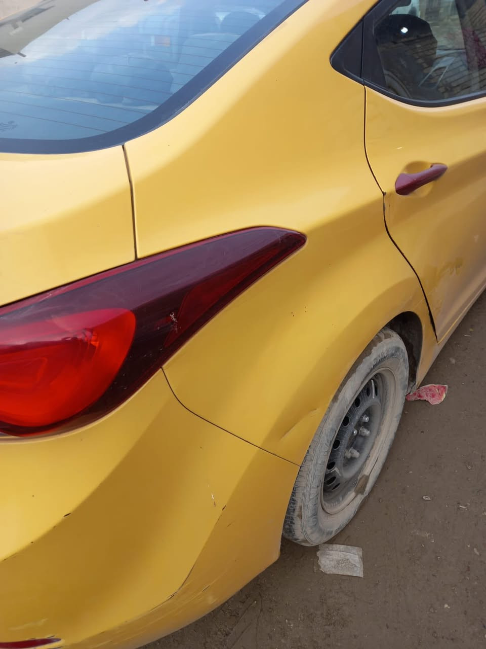 السلام عليكم خوان النترا 2016سياره يرادله ملاحضات شويه تخم تاير تبريد ثلج بسمي سياره سنويه جديده وذا اكو مراوس 2020انطي فرق سهر 110 بيهه حق جيه عنوان بغداد حبي نصر ***********
