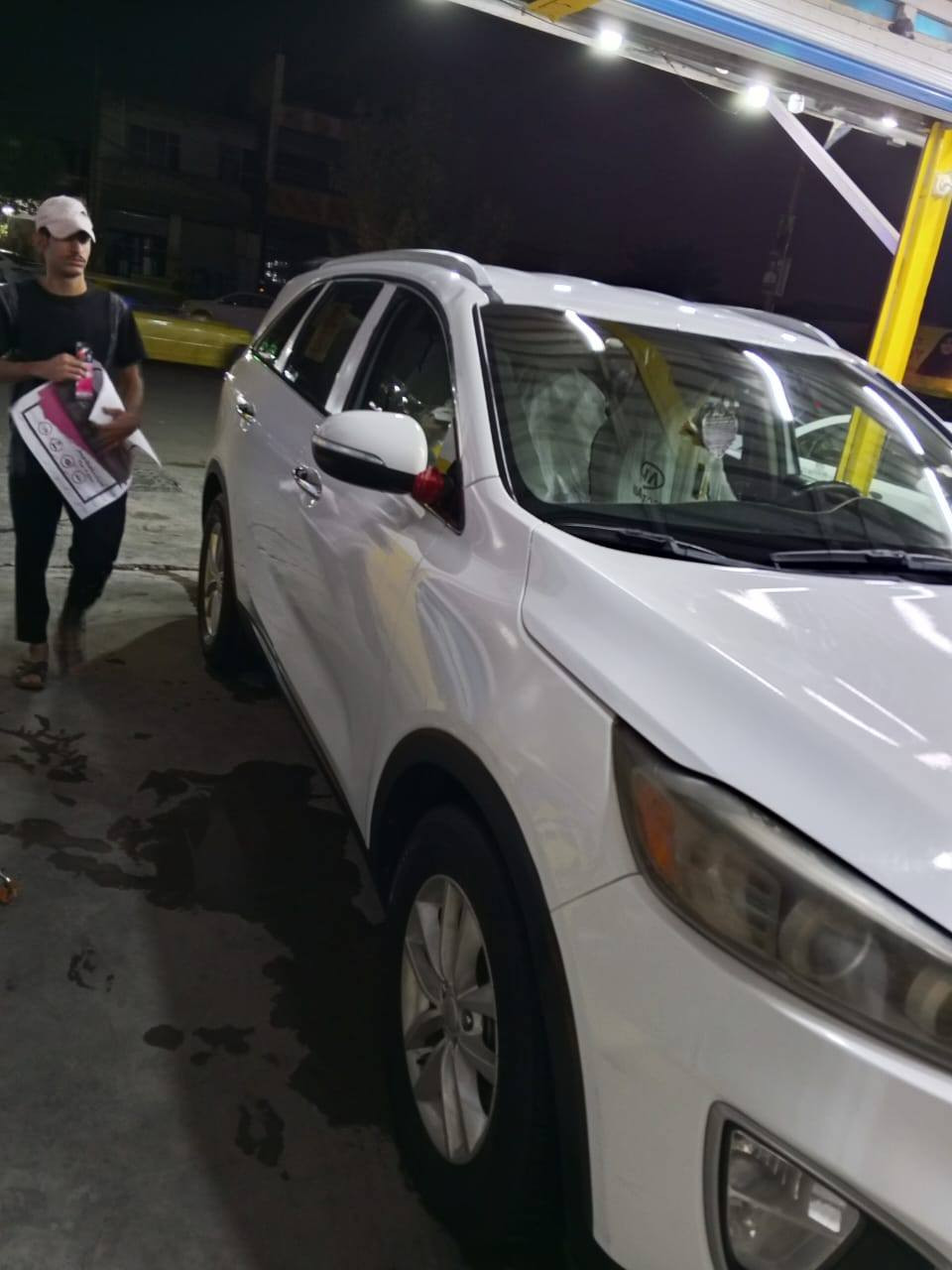 للبيع ..سورنتو موديل 2016 رقم بابل السياره جاهزة من كير ومكينه وحداديه اللون ابيض امريكي حادثه باب وجاملغ للاستفسار اتصال ع الرقم التالي ***********
