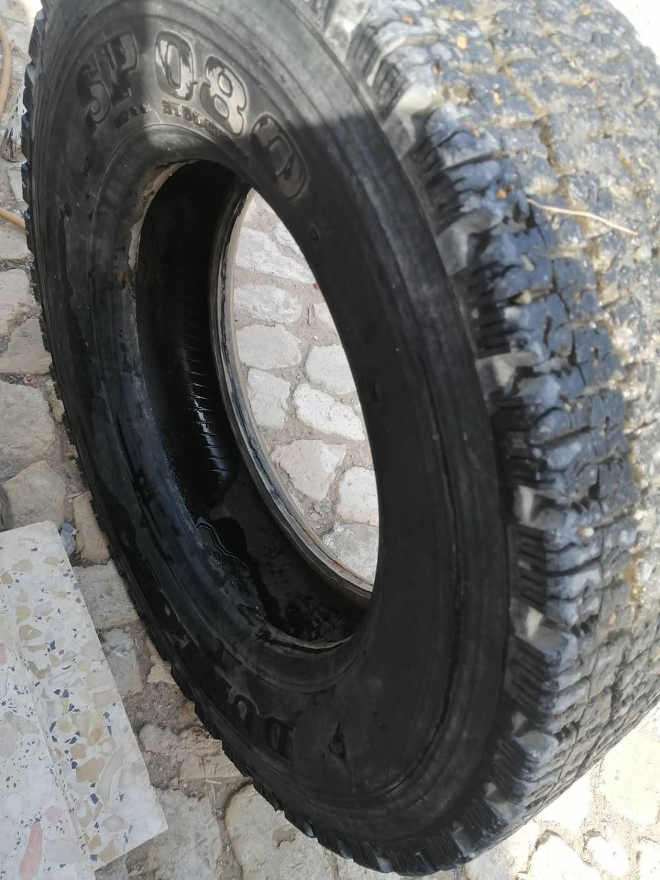 بسم الله الرحمن الرحيم زوج تايرات نظيفات ياباني دلوب حجم ١٩ونص للبيع الاتصال على الرقم *********** و ***********
