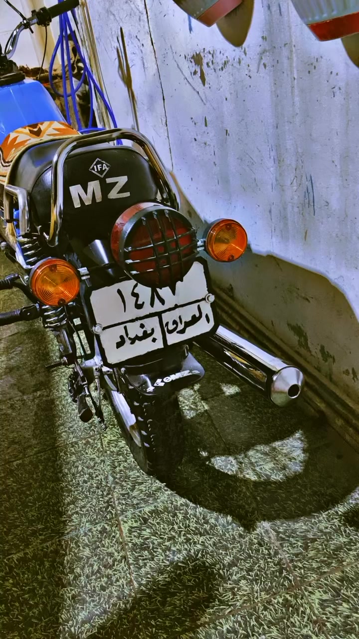 متاح دراجةMZ
موديل 82 دراجة معمرة حلوة كاعدة محرك الماني 
رقم وسنوية راعيهة ما اندلة رقم بغداد 
سعرهة واحد و150 دراجة كاملة مكملة مال معتاز
***********
مكاني ديالى بلدروز
