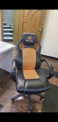 كراسي • نظيفات • ديكور