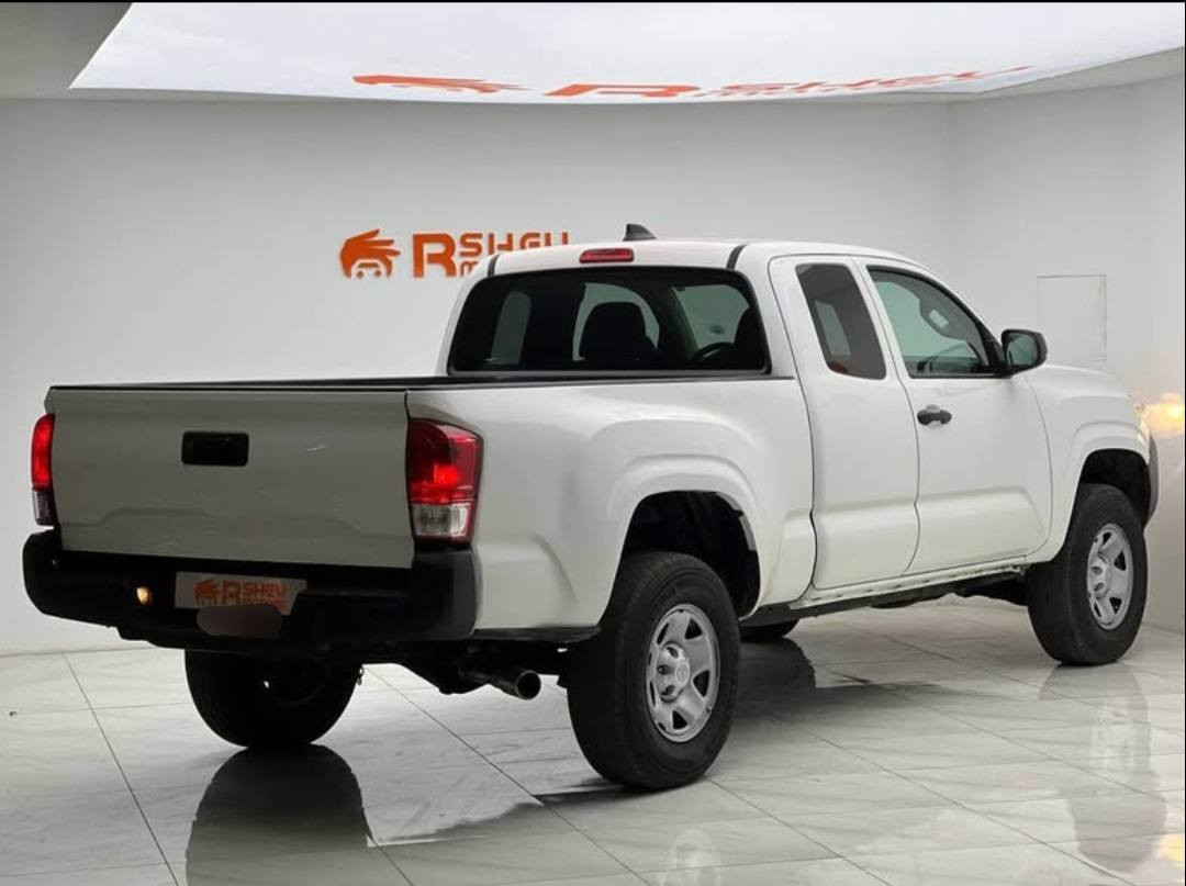 ​تويوتا تاكوما 2023 - نظافة وبرغي ما ناقصها
المواصفات:
​الموديل: 2023.
​المحرك: 2700 (4 بستم) - اقتصادية جداً بصرف البنزين.
​كير: أوتوماتيك.
​المسافة المقطوعة: 42,000 كم (حقيقي بشرط الفحص).
​اللون: أبيض ملكي.
​الأيرباغات: بشرط سليمة كلها وما طاقة (سستم بلاد).
​نوع البدي: قماري (تک) - حوض طويل - سنجل (تاك أكسل).
​حالة البدي (الصبغ والضرر):
​الواجهة: كبس بلاد وبدون أي حادث وجه.
​الصبغ: بيها صبغ نص باب الحوض وجاملغ واحد فقط.
​النظافة: السيارة بحالة الوكالة ومثل ما موضح بالصور.
​ملاحظات إضافية:
​الرقم: أربيل والسنوية مجددة وباسمي (تحويل بشرط).
​الإضافات: (دوسات، لحية، دعامية قدامية، هوك خلفي).
​الوضع العام: السيارة مال جنّاي، ما تحتاج ولا دينار مصروف، دق سلف وتوكل.
​السعر: 198 ورقة (19,800$) - وبيها مجال طيب للشراي.
​للتواصل والاستفسار: ***********
الموقع: أربيل
