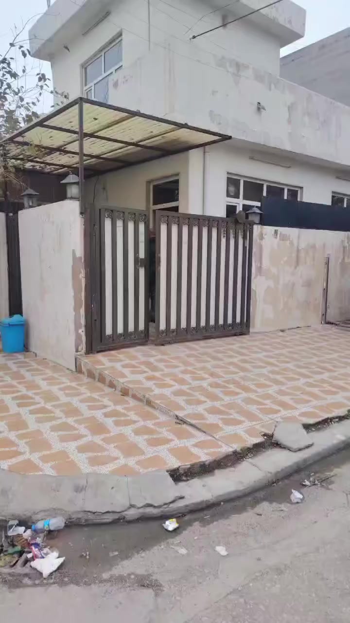 خانو بۆفرۆشتن 
ناونیشان هەولێر بێرکۆت
ڕوبەر 100m مڕەبەع ڕوکن
کارتو وەکالەو بێکێشە
خانو پێکهاتوە لە 
یەک تابقوبیتونە
هۆڵ چێشتخانە
دووژوری نوستن 
چێشتخانە 

وەتساپ/***********
