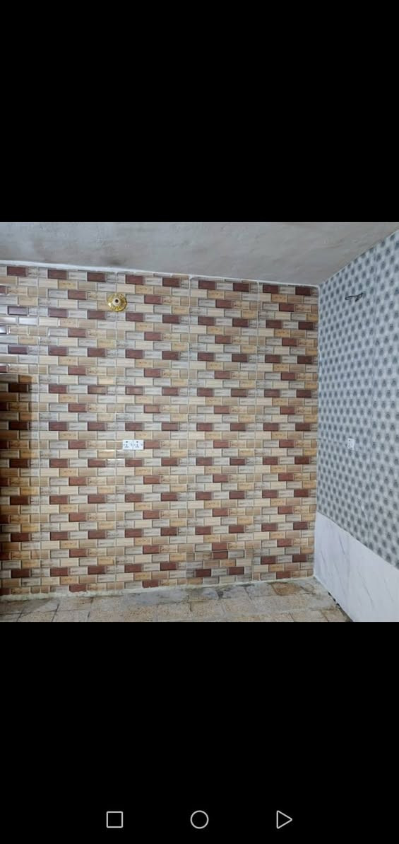 بيت للايجار
زعفرانيه شارع المعهد قرب مدرسه الكندي
استقبال/مطبخ/غرفتين نوم 2/ صحيات2/سطح
( اجاره 350 الف)
*********** 
ابو علي الركابي
