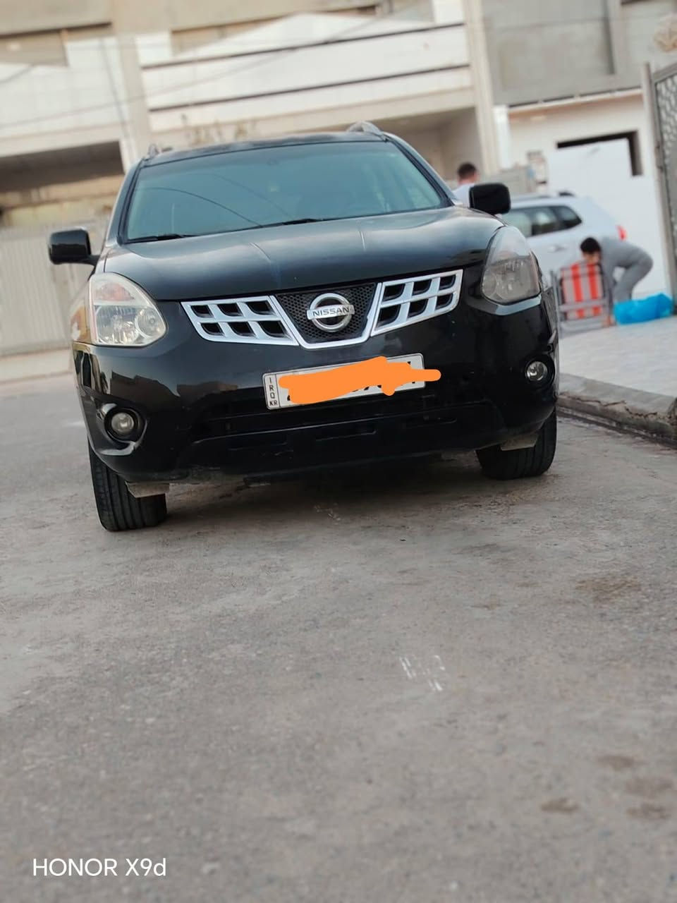 نيسان روج 2012 گير cvt گير و مةكينه شةرت هةزه و سةنةوي و نمرةي  نوي  5 پارچةي تيدايه  رةنگي رةش ناو رةش  كةميك غةرامةي لسةر هةية شوين هةولير 270 كيلو مةتر رويشتوه 
سعري 95 و مةجال *********** أربيل, العراق
