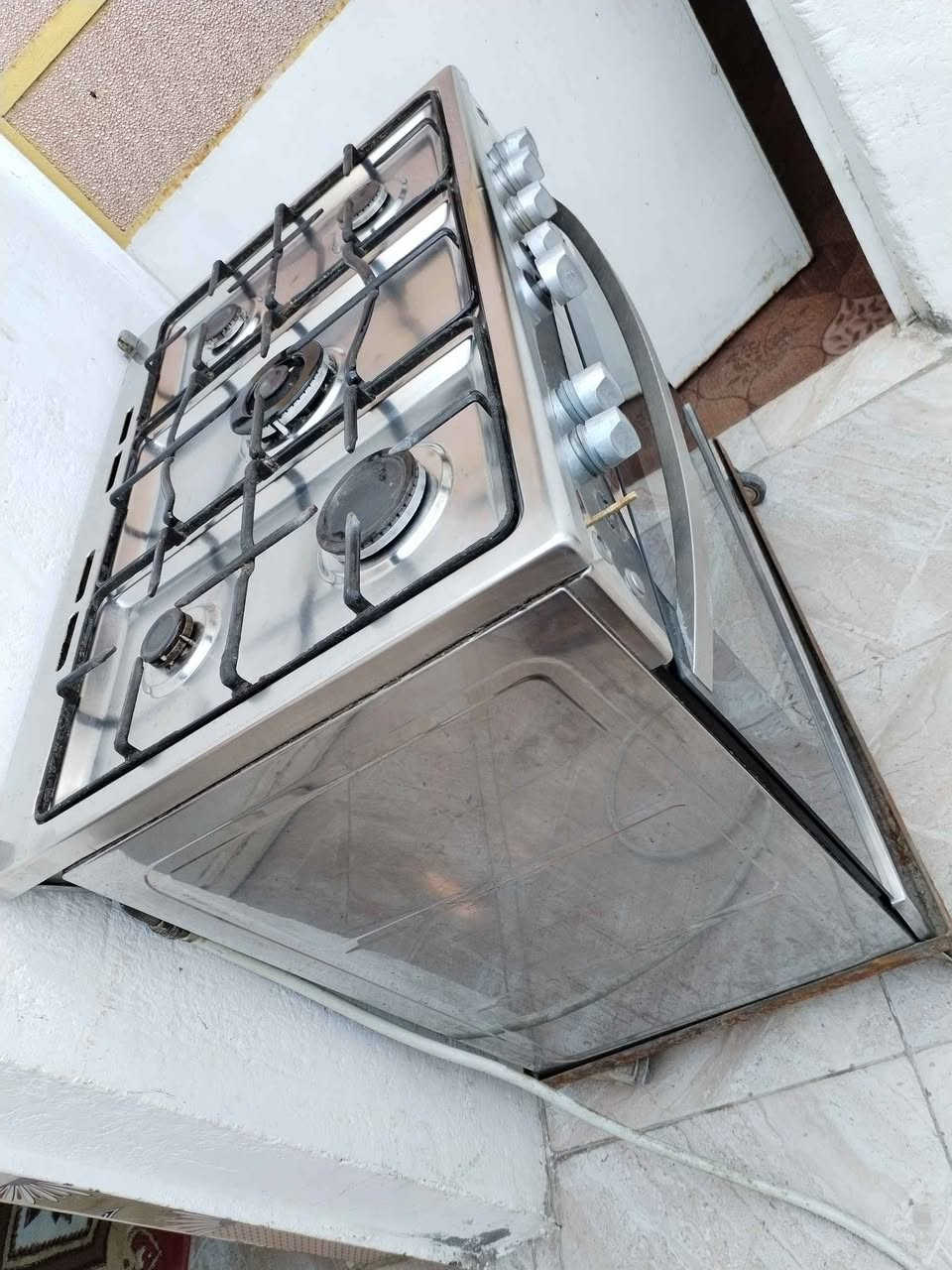 طباخ مصري جمسون كلش نضيف كله شغال السعر ١٦٠ بي مجال قليل العنوان كوت حي الجهاد قرب مدرسة رمضان الرقم *********** دهل اوران, واسط
