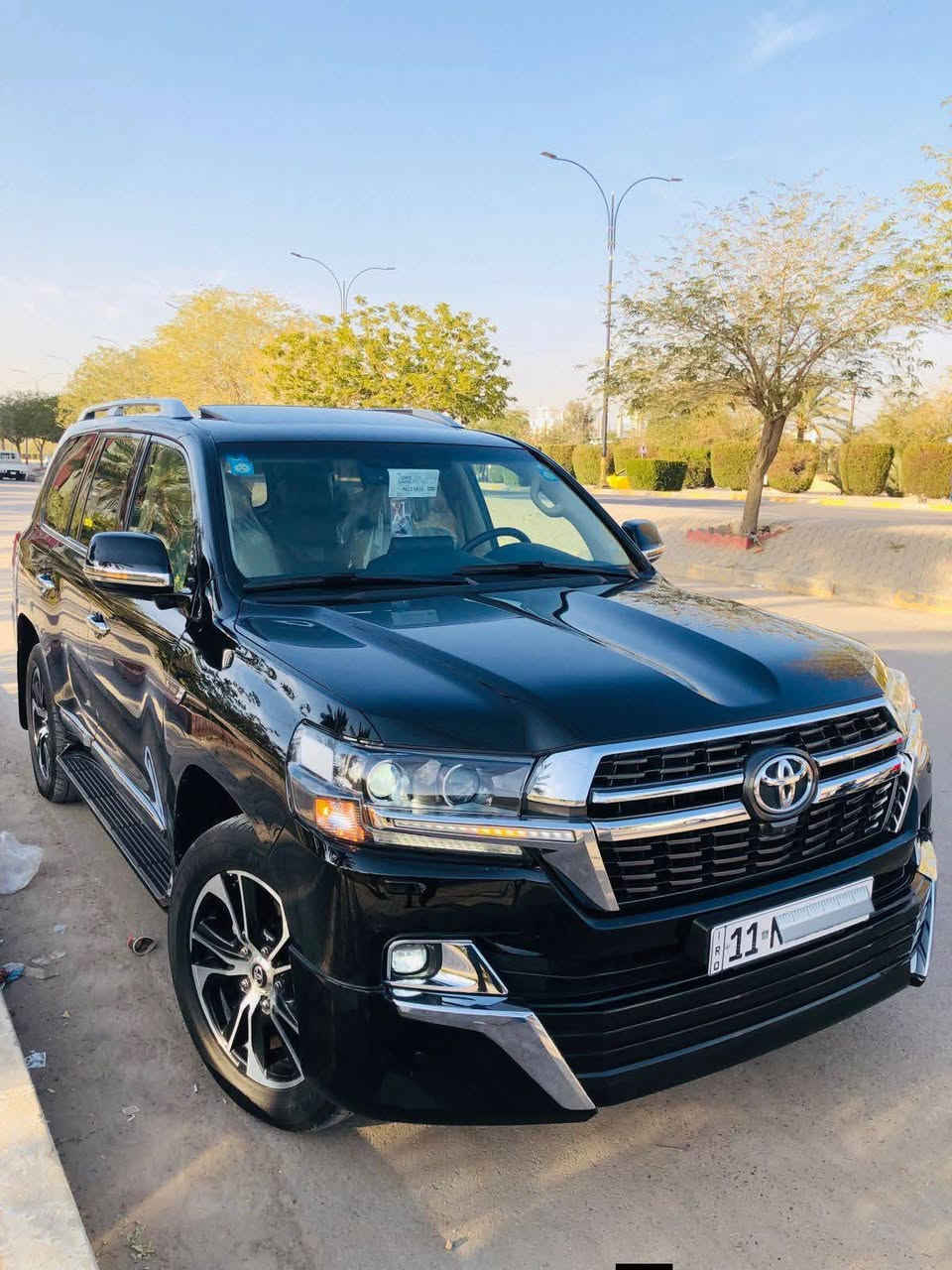 يالله من رخصت الادمن لاندكروز موديل 2021ساز فول مواصفات 5كامرات دواره بسمي شخصيان تحويل مباشر رقم بغداد مميز كفاله عامه السياره الاتصال على الرقم ***********
