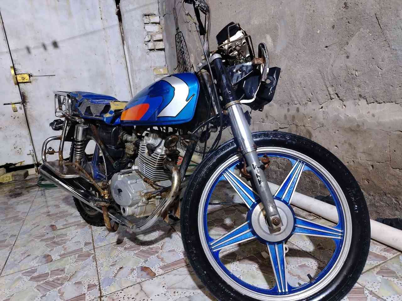 سلام عليكم دراجه بارت البيع كلك سعرهه300مكاني ناصريه مركز خلف المستشفى التركي ***********
