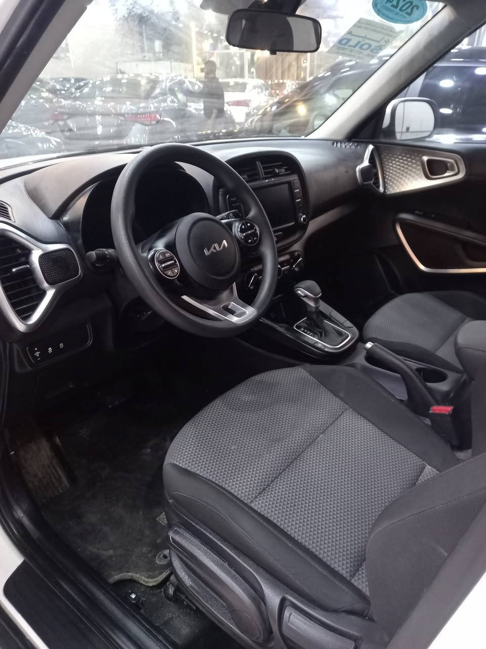 للبيع كيا صول موديل 24 بدون ارباك حادثها جاملغ امام ونص بوند سعر 146 مكان سيارة اربيل شركة ابراهيم نامق للمزيد الاستفسار واتساب ***********
