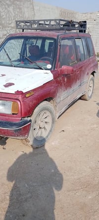 سياره سوزوكي  موديل 92 محركه بطه اوتوماتيك. كير أو محرك خير من الله رق...