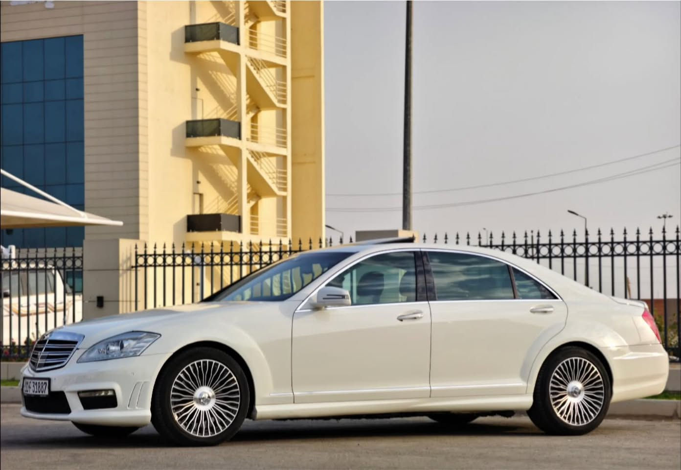 للبيع  
Mercedes Benz s350L 

تحفه للبيع S350L
موديل 2008
حجم محرك V6
باب طويل
قطعه صبغ وحده فقط الباقي مكفول رقم بغداد تحويل ثاني يوم
العنوان ذي قار الناصريه مركز 
سعر 177
للاستفسار الاتصال على الرقم
***********
