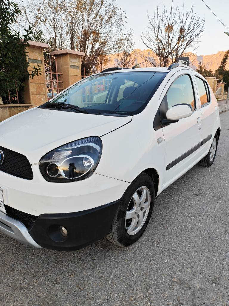 جێلی پاندا مۆدێل 2014، سپی بەفری، گێر ئۆتۆماتیک، بێ بۆیاغە، هەرچوار جامی کارەبایە،تحکومی لایتی هەیە،تحکومی ئاوێنە،سیدی و ئۆکس و بلوتوزە، سویچ کۆنترۆلە، سەیارەکە زۆر زۆر خاوێن و بێ مەسرەفە، دوو دەستی کردووە، یەکیان کەسێکی بەتەمەن بووە و ئەمەی ئێستاش مامۆستایەکی ئافرەتە، مەسرەفی تێدا نییە، 136 هەزار کیلۆمەتر رۆشتووە، سەنەوی بەسەرچووە ، نرخی ٦٨ و مەجال، شوێن رانیە
ژ.م *********** رانية, السليمانية
